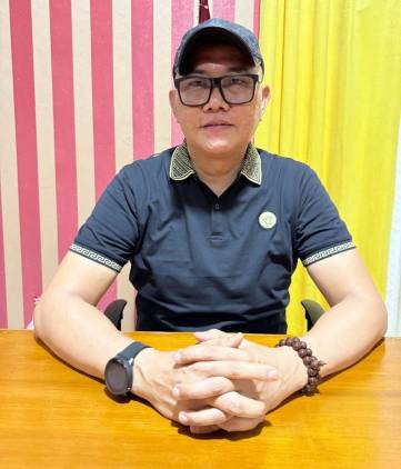CuplikCom-Pilkada-Lamsel-Berjalan-Aman-dan-Damai,-Kadis-Kominfo-Anasrullah-Sampaikan-Terima-Kasih-ke-Masyarakat-28112024104650-IMG-20241128-WA0001.jpg