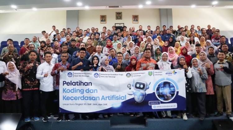 CuplikCom-Polindra-Gelar-Pelatihan-Koding-dan-Kecerdasan-Artifisial-09072025014651-IMG-20250709-WA0004.jpg