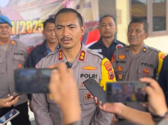 CuplikCom-Polisi-Giat-Patroli-Jelang-Lebaran-Idul-Fitri-di-Kota-Tegal-26032025044101-IMG-20250326-WA0003.jpg
