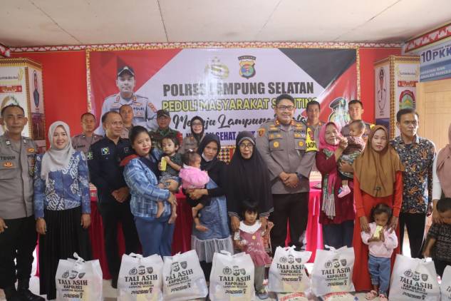 Polres Lampung Selatan Gelar Kegiatan “Jumat Berkah” Untuk Peduli Stunting CuplikCom-Polres-Lampung-Selatan-Gelar-Kegiatan-“Jumat-Berkah”-Untuk-Peduli-Stunting-14022025173402-IMG-20250214-WA0016.jpg