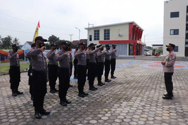 CuplikCom-Polres-Lampung-Selatan-Terima-19-Bintara-Remaja-15072022114529-IMG-20220715-WA0042.jpg