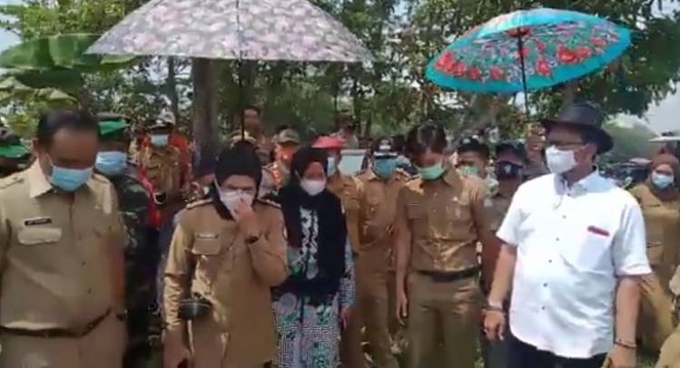CuplikCom-Praktisi-Hukum-Ucapan-Bupati-Nina-Tak-Langgar-Hukum,-Hanya-Dipolitisir-Pihak-Tertentu-02052021232252-Nina_Agustina_0040.jpg