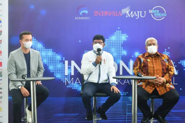 CuplikCom-Raih-Apresiasi-dan-Penghargaan-Rekor-Museum-Republik-Indonesia-(Muri)-Untuk-Pertemuan-Online-Kontestan-Terbanyak-21052021192342-WhatsApp_Image_2021-05-21_at_13.36.39.jpeg