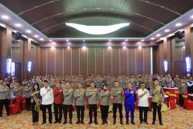 CuplikCom-Rakernis-Polri-Binmas-dan-Humas-Jadi-Garda-Depan-Wujudkan-Keamanan-dan-Kemandirian-Bangsa-21052025124438-IMG-20250521-WA0027.jpg