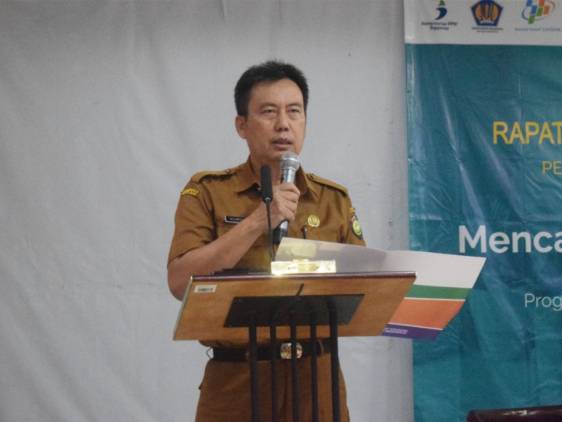 Rakor Regsosek Bahas Upaya Tekan Kemisikinan di Indramayu CuplikCom-Rakor-Regsosek-Bahas-Upaya-Tekan-Kemisikinan-di-Indramayu-20092022230505-IMG-20220920-WA0018.jpg
