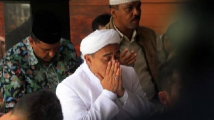 CuplikCom-Rizieq-Syihab-dirawat-di-RS-Ummi-Bogor,-Bima-Arya-Belum-Swab-26112020194939-20201126_194834.jpg
