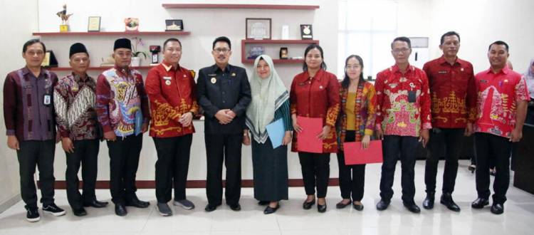 CuplikCom-Sekda-Lampung-Selatan-Lantik-Tiga-Pejabat-Pengawas-Eselon-IV,-Ini-Nama-dan-Jabatannya-22072023233218-Pelantikan-1024x451.jpg