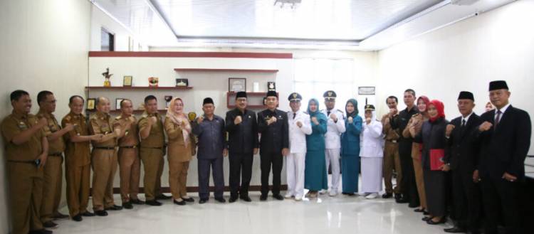 CuplikCom-Sekretaris-Daerah-Laksanakan-Pelantikan-Dan-Pengambilan-Sumpah-Jabatan-Administrator-Dilingkungan-Pemkab-Lamsel-03102022133005-IMG-20221003-WA0006-864x380.jpg
