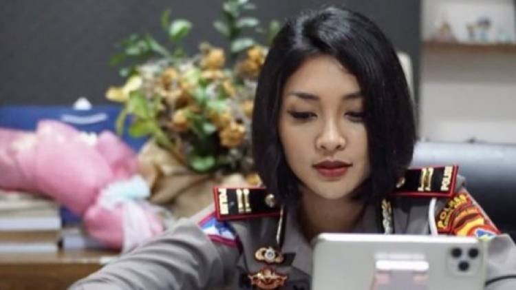 CuplikCom-Sempat-Viral,-AKP-Rita-Yuliana-Ditarik-Ke-Polda-Metro-Jaya-02012022110939-AKP-Rita-Yuliana-640x436-1-560x382.jpg