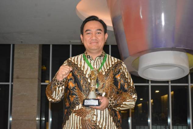 CuplikCom-Serius-Kelola-HSSE,-Kilang-Balongan-Sabet-Penghargaan-Patra-Nirbhaya-Karya-Utama-09102024110050-IMG-20241009-WA0001.jpg