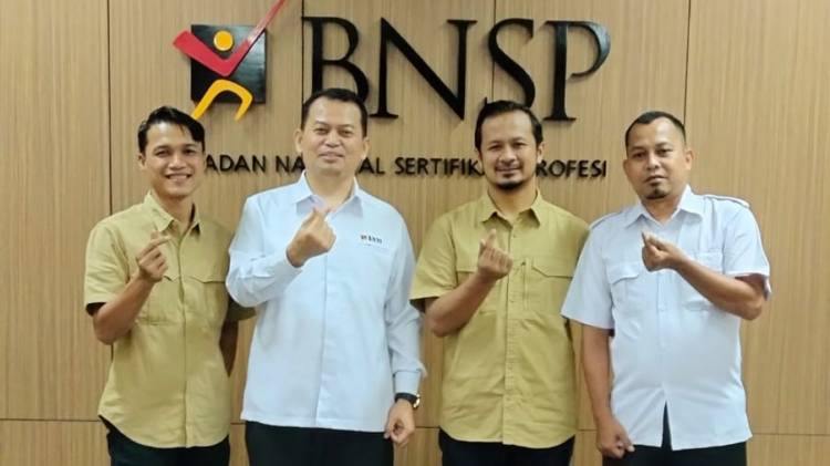 CuplikCom-Siap-Hadapi-Industri-Global,-LSP-Polindra-Jalin-Kerjasama-Dengan-BNSP-05062024170948-IMG-20240604-WA0047.jpg