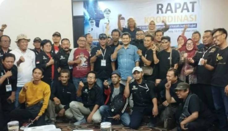 CuplikCom-Sinergi-Media-dan-Pemkot-Tegal-Media-Menjadi-Jantung-Informasi-Publik-12102025182554-IMG-20251012-WA0049.jpg