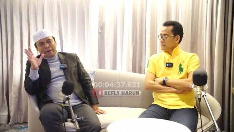 CuplikCom-Terlibat-Kasus-Ujaran-Kebencian-Gus-Nur,-Refly-Harun-Bakal-Diperiksa-Polisi-27102020185237-CuplikCom-Diduga-Hina-NU,-Gus-Nur-Dipolisikan-PBNU-Cabang-Cirebon-22102020010713-gus-nur_169.png