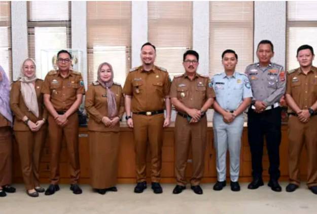 CuplikCom-Tingkat-Kepatuhan-Masyarakat-Membayar-Pajak-Kendaraan-Baru-35-Persen-05112024131955-IMG_20241105_131637.jpg