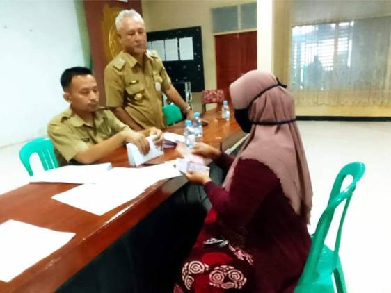 Warga Desa Cikedung Peroleh Ganti Rugi Dampak Ledakan Pipa Pertamina EP CuplikCom-Warga-Desa-Cikedung-Peroleh-Ganti-Rugi-Dampak-Ledakan-Pipa-Pertamina-EP-31052022171309-FB_IMG_1653991981883.jpg