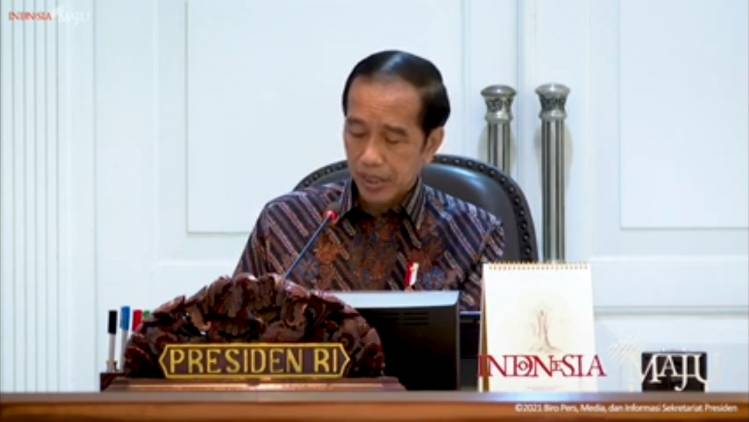 CuplikCom-Waspada-Lonjakan-COVID-19,-Jokowi-Minta-Kesiapan-Rumah-Sakit-22112021185350-Screenshot_20211122-185209_YouTube.jpg