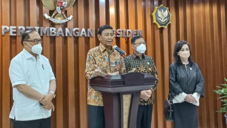 CuplikCom-Wiranto-Sebut-Jabatan-Presiden-3-Periode-Tidak-Akan-Terjadi-08042022211824-ketua-wantimpres-wiranto-1_169.jpeg