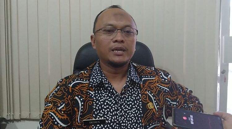 Dinilai Tak Profesional, Jubir Covid-19 Indramayu Deden Bonni Koswara Diminta Mundur CuplikCom28032020170729-Deden_bonni_koswaraaaa.jpg